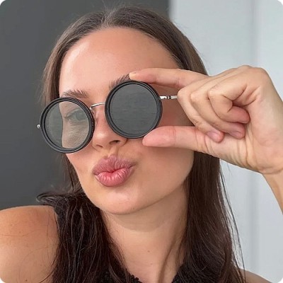 Lunettes Intelligentes à Opacité Réglable Mixte :Votre Vision, Votre Contrôle
